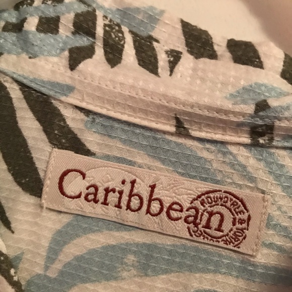 Roundtree and Yorke  Caribbean Shirt. Rayon Small - Picture 3 of 6